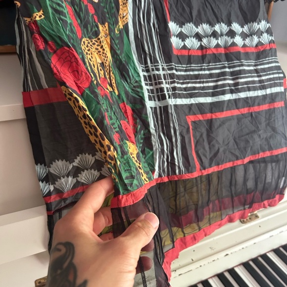 Threads & Motifs Black & Red Cheetah Long Sleeve Top Indian Bollywood S - Picture 3 of 15